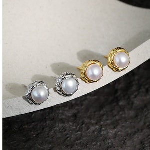 18K Gold Vermeil Freshwater Pearl Studs, Real Pearl Studs, Dainty Pearl earrings, Small bridesmaids earrings,  Wedding Pearl Earrings Studs