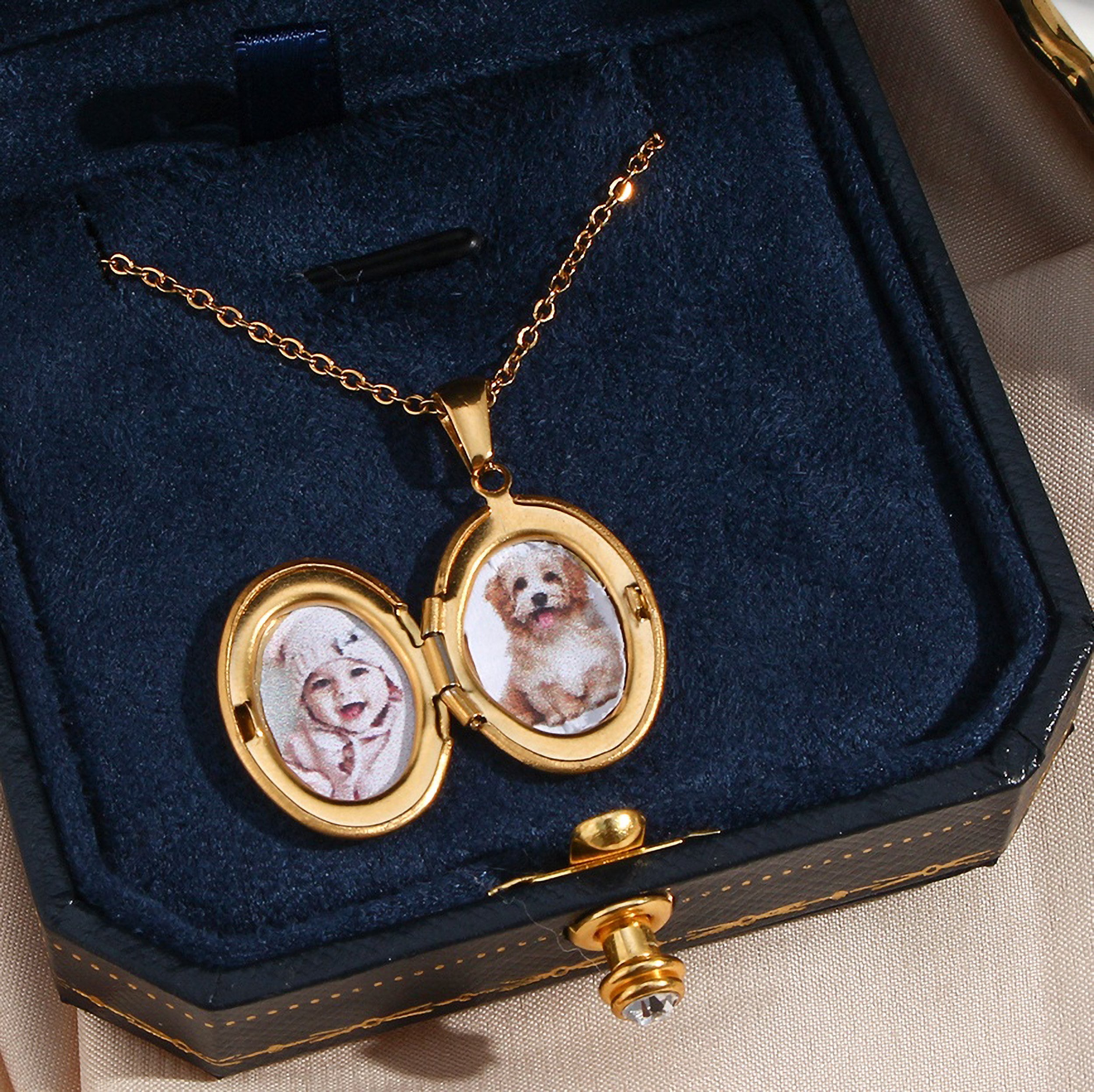 Oval Custom Picture Frame Locket Pendant Necklace Stainless Steel