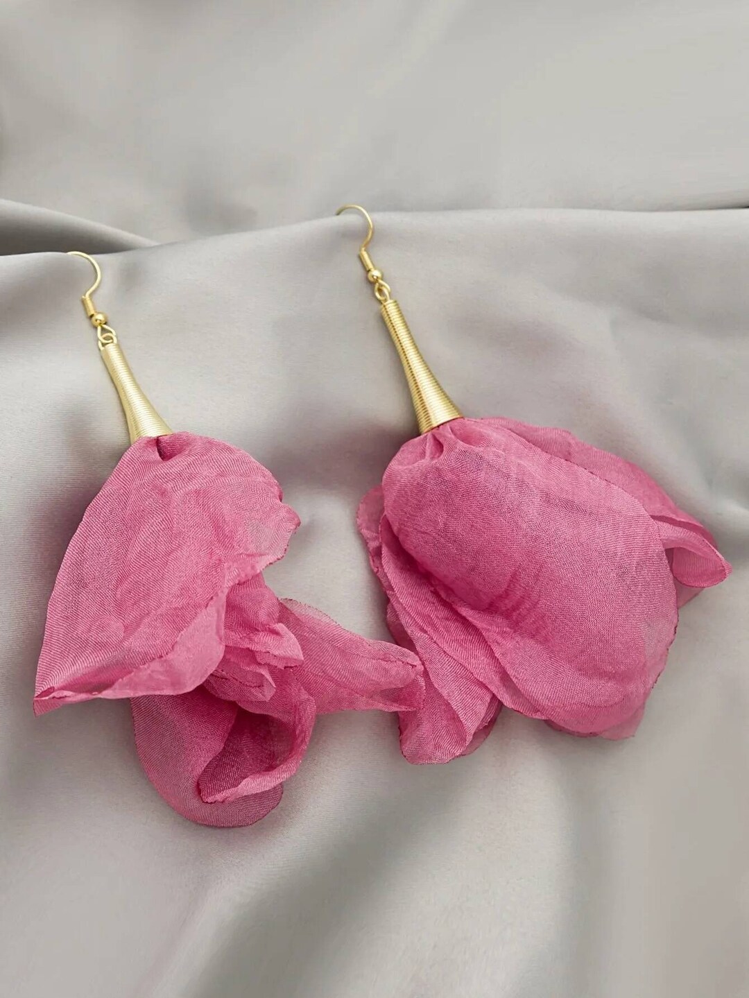 Pink flower drop earrings Clearance