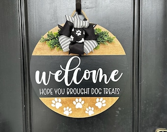 Front Door | Welcome Dogs | Dog Treats | Front Door Wreath | Door Hanger | Door Wreath | Housewarming Gift | Closing Gift | Home Decor
