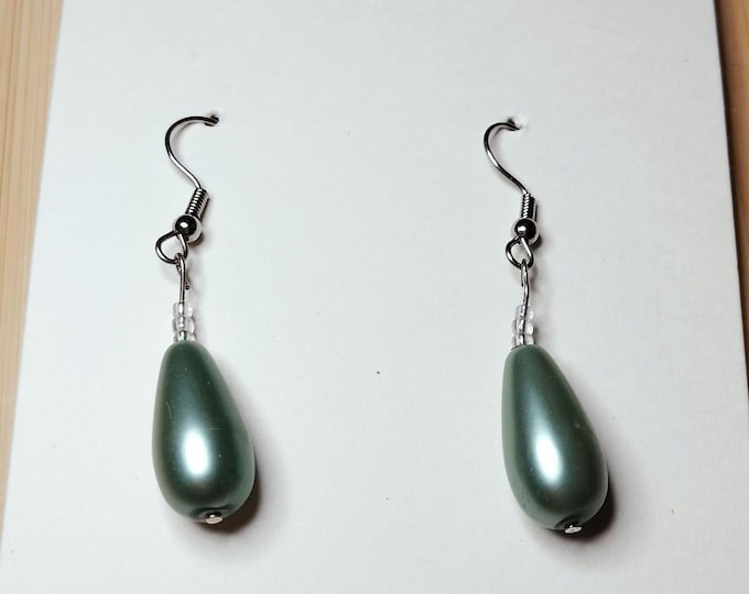 Handmade Deep Mint Green Glass Earrings: Gift for Mom, Girlfriend, Best Friend, Bridesmaid, Mother-of-the-Bride, Wedding, Quinceanera, Goth