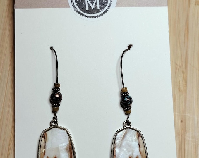 Natural Shell Look Earrings on Brass ear Wire: Sophisticated Boho Chic, Music Festival, Hippy Chic, Elegant Natural colors, Christmas Gift