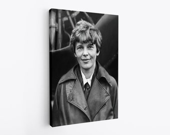 Amelia Earhart Amazing Adventurer women hero pilot aviation vintage Black and White Retro ww2 ww1 Canvas
