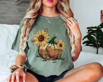 Comfort Colors Capybara Pumpkin Tee – Autumn Sunflower T-Shirt