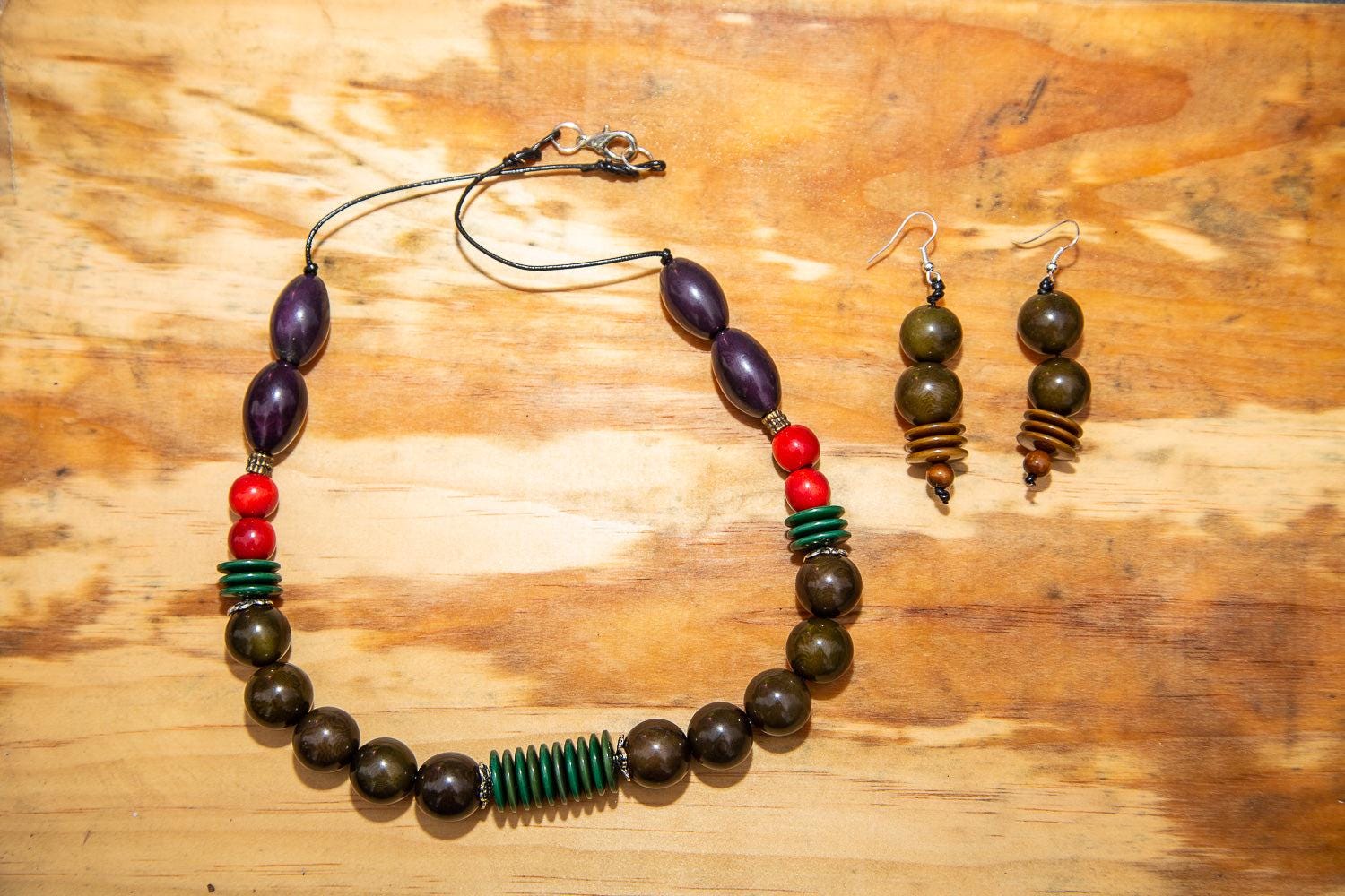 Set Necklace & Earrings - Wholesale Tagua Jewelry  Green Orange And Gold Scarf And Brown Tagua Earrings And Necklace Accessory Set display picture 1