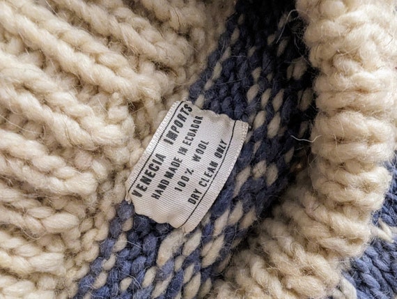 Vintage 1990's 100% Wool Sweater Handmade in Ecua… - image 9
