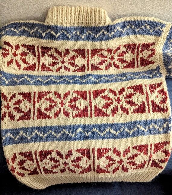 Vintage 1990's 100% Wool Sweater Handmade in Ecua… - image 8