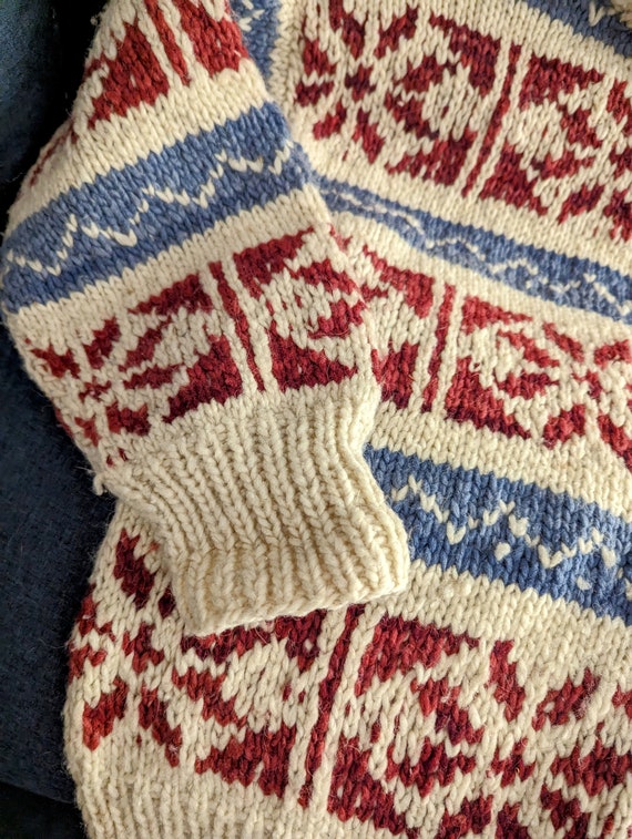 Vintage 1990's 100% Wool Sweater Handmade in Ecua… - image 3