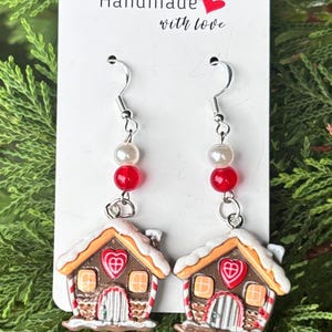 Gingerbread House Earrings, Gingerbread House Dangle Earrings, Christmas Earrings, Christmas Jewelry, Christmas Dangles, Festive Earrings