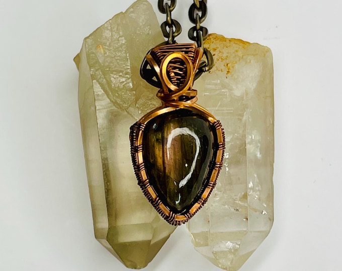 Handmade Flashy Labradorite Copper Pendant: Boho Wire Wrap Necklace