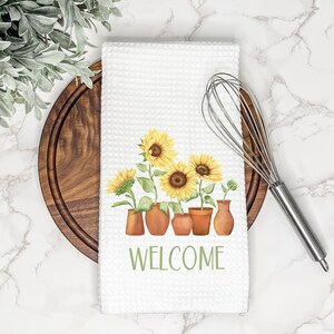 Sunflower Kitchen Tea Towel | Summer Hand Towel | Welcome Dish Towel | Farmhouse Decor | Gift for Housewarming, Hostess