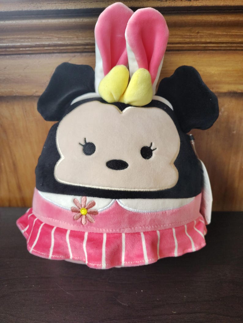 Bright Easter Minnie
