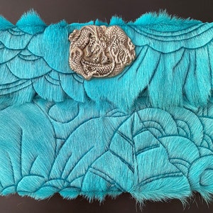 Eden Carving Clutch