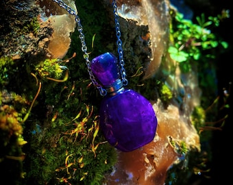 Perfumes Talismans.Divinities, oil, sacred, ritual, fragrance, anointing, Vegan, nature, ecological, artisan, Witch, lithotherapy, amethyst, pendant