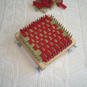 Mug Rug / Coaster Size Potholder Weaving Loom - 13 Pegs per side - uses potholder loops -- Cottage Looms Designs