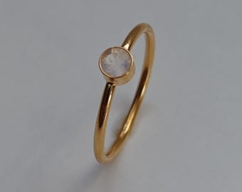 Mondstein Ring 14k Gold Gefüllt , Facettierter Mondstein, Edelsteinring, Damenring, 4mm, .925er Silber, Geschenk , Geburtsstein Juni