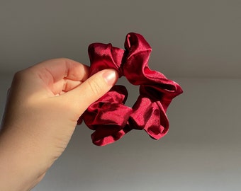 SATIN SCRUNCHIE hair tie, ponytail holder, hair accessory, gentle and kind to the hair