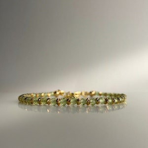 Peridot Bracelet EMPYREAL - Natural faceted beads, 18k gold-plated spacers, 14-17 cm, Handmade