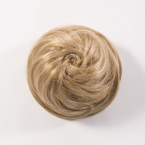 Messy Bun Clip in hairpiece