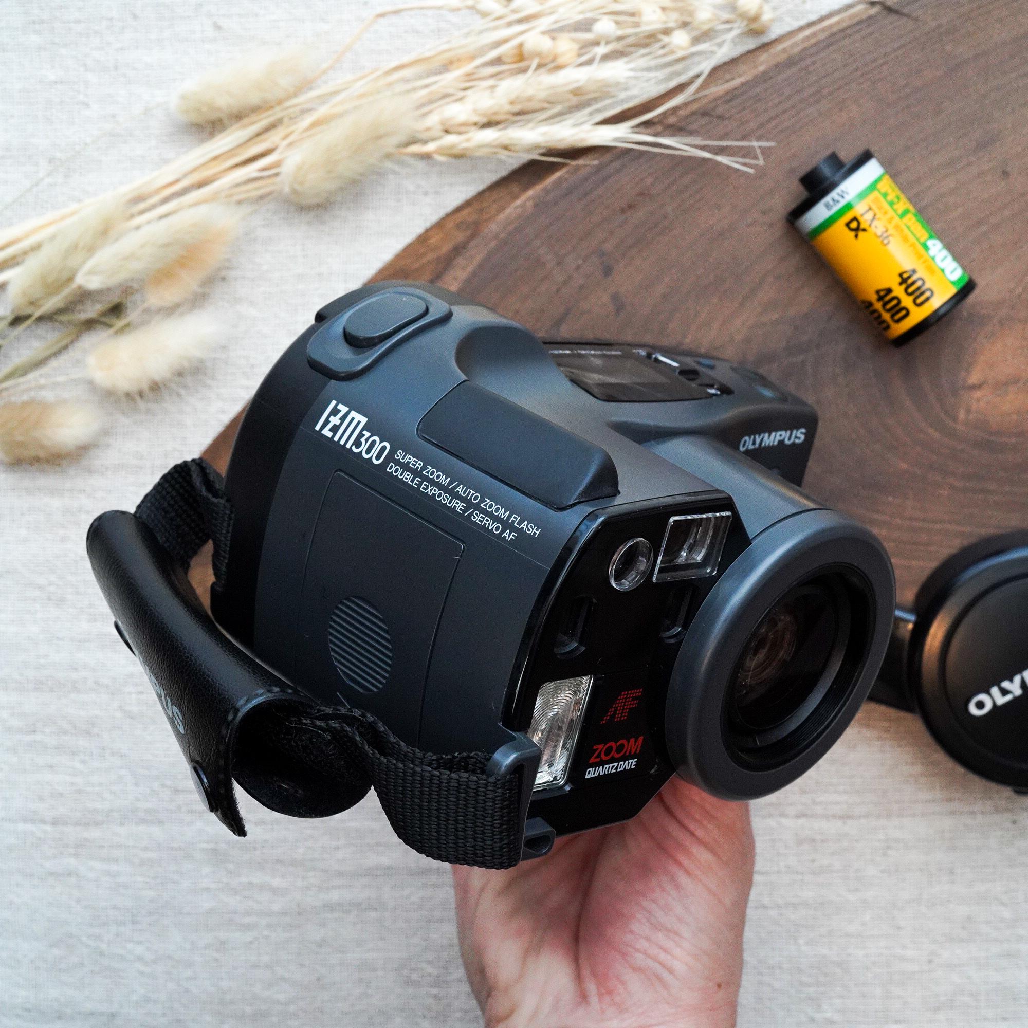 フィルムカメラ OLYMPUS IZM300 Olympus IZM 300 Film Camera – Compact Bridge Camera, Batteries