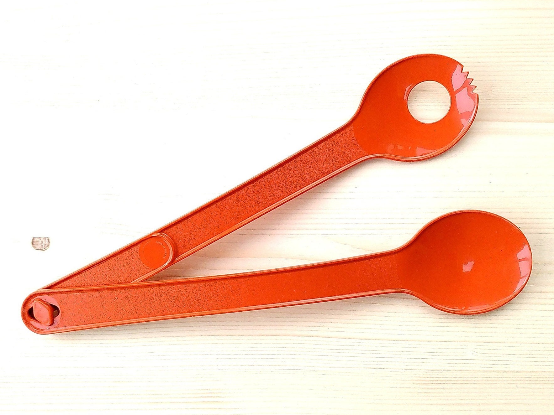 Couverts à Salade Tupperware Vintage Made in France en Plastique Orange - Couverts de Service, Hors