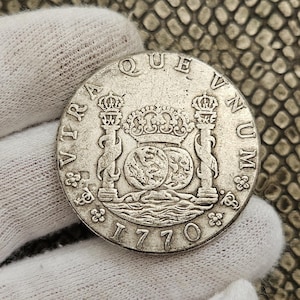 8 Reales Coin 1770 Columnario Carlos III Spanish Coin Colonial Portugal Mexico Collectible Coin Old Silver Effect Collectible Coin
