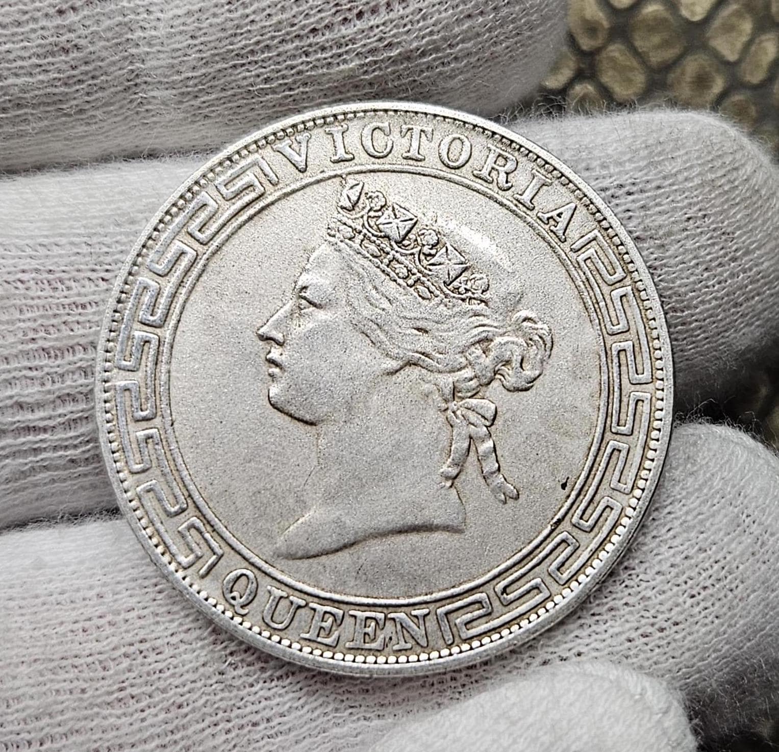 British Coin Queen Victoria Half Dollar Hong Kong 1868/66 Colonial Coin Collectible Coin Rare British silver Coins Queen Half Crown