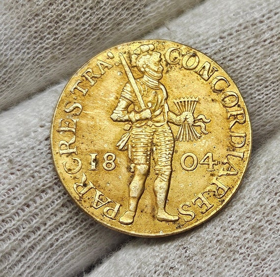 2022年 自由の国 ウクライナ ビットコイン 純銀 1オンス 銀貨  