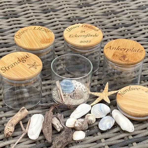 Strandgut Glasdose mit Bambusdeckel/mit Wunschtext / Feuerholz / mit Gravur / Laser/ Aufbewahrung, personalisierbar, Treibgut, Sand, Muschel