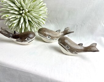 Wooden humpback whale, in three sizes, shabby chic style, whale, fish, wooden decoration, nautical decoration, wooden fish, garden decoration, decoration, beach, sea