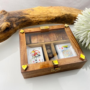 Boîte de jeu de haute qualité Domino dés 2 jeu de cartes Boîte en bois de mangue Raccord en laiton Couvercle en verre Cartes à jouer Skat Rome boîte de jeu Vintage