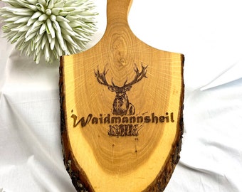 Tagliere Weidmannsheil con corteccia e manico in legno di ontano (100% FSC) oliato 42x21x2,3 cm, personalizzabile, tagliere per snack, cervo, corna