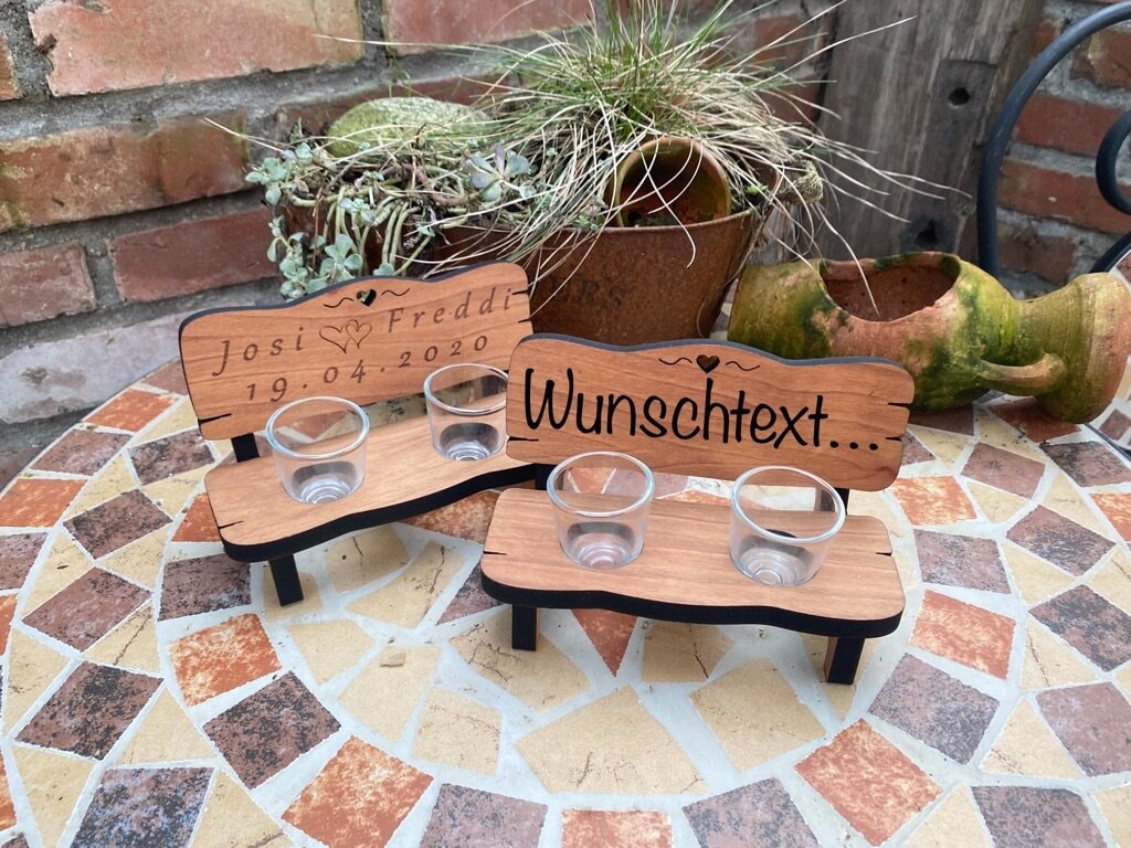 Alder wood schnapps bench with 2 shot glasses, stamperl with engraving, customizable text / wedding / engagement / moving in / inauguration