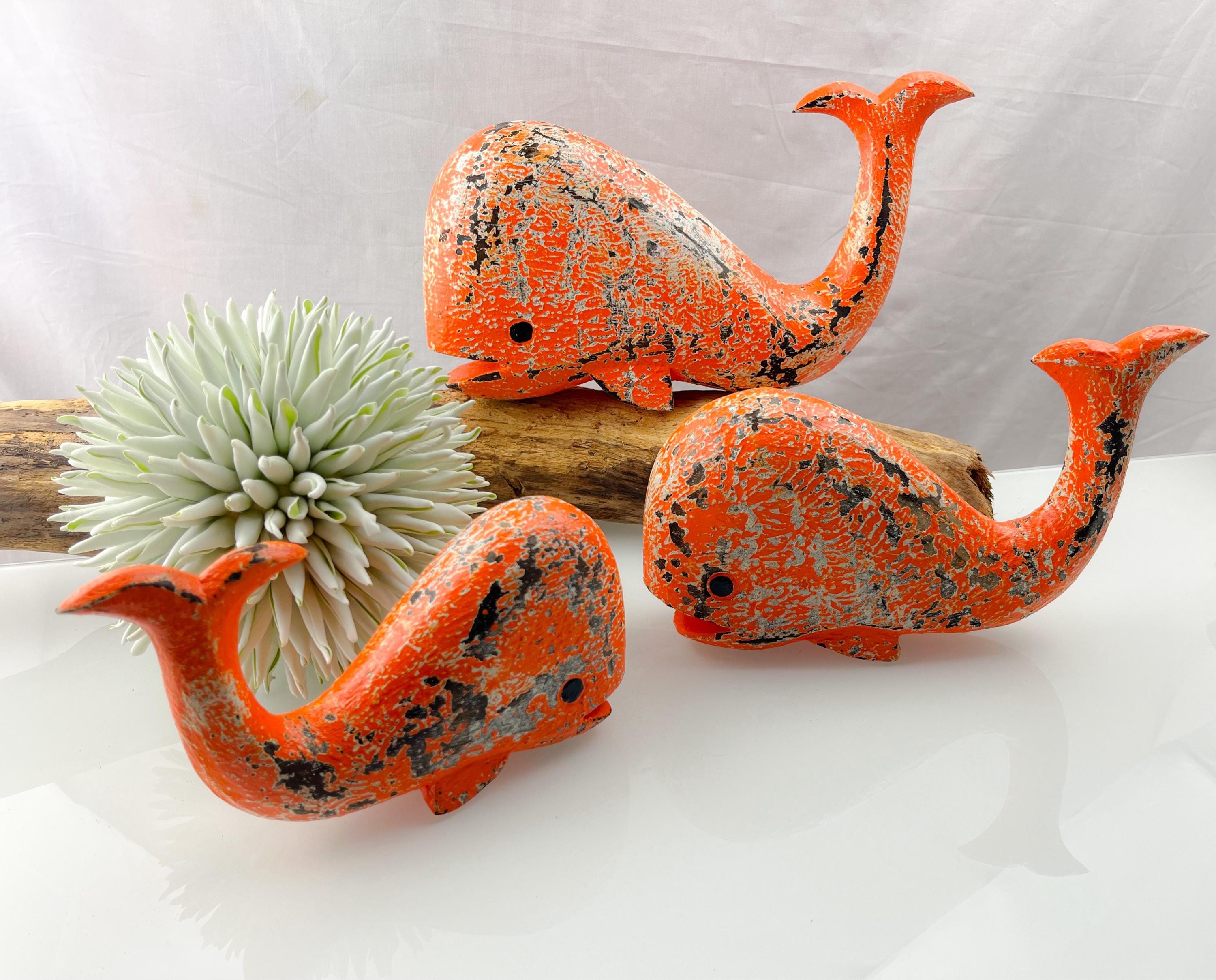 木製のクジラ、オレンジ、3つのサイズ、魚、木製の装飾、海の装飾