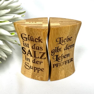 SET Salz u. Pfefferstreuer Westmark Tapas Friends Bambus-Holz Wunschgravur Liebe Hochzeitsgeschenk Verlobung Salz und Pfeffer Glück Bild 1