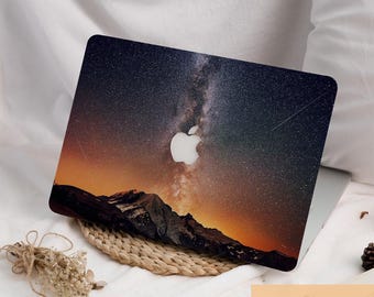 Mountain Starry Night MacBook Hard Case Cover Aesthetic Art Laptop Sleeve for Neo, Air, Pro & Retina (11/12/13/14/15/16 inch) M5 M4 M3 M2 M1