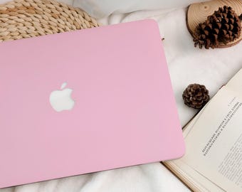 鮮やかなピンク色のMacBookハードケースラップトップカバー（2026 Neo