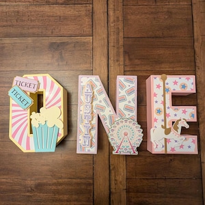 Lettre ou chiffre 3d pastel de carnaval