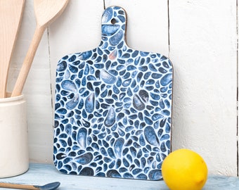 Mussel Shell Chopping Board