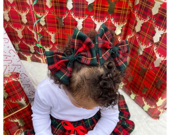 Handmade, Traditional, Red and Green Tartan Bows/ Custom Easter photoshoot girl accessories/ Baby Birthday party Bows/ Pair of Pretty Plaid