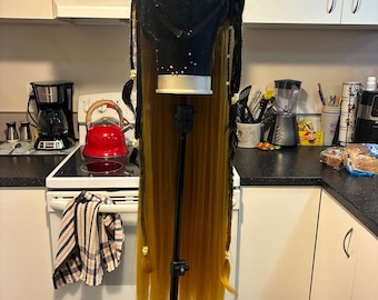 Custom: Black Bird Servant Vax'ildan Wig