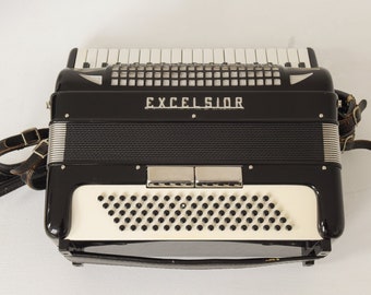 Excelsior Accordion, Mod. 304