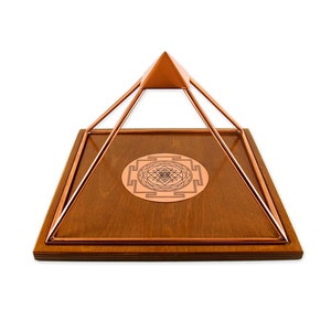 Meru Pyramid Handmade Copper Pyramid with activated Shri Yantra, Charging, Energizing, Feng Shui, Meditation etc. image 8