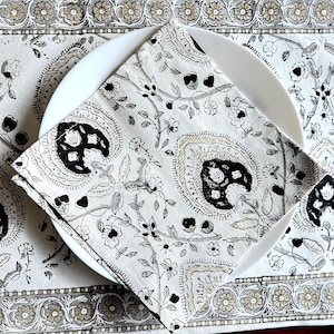 Block print Table Napkin Set of 4 ,Cotton Table Napkin in Black Mughal Print ,Cotton Table linen, Handmade, Gift For Mom