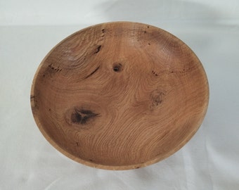 Wooden bowl made of oak