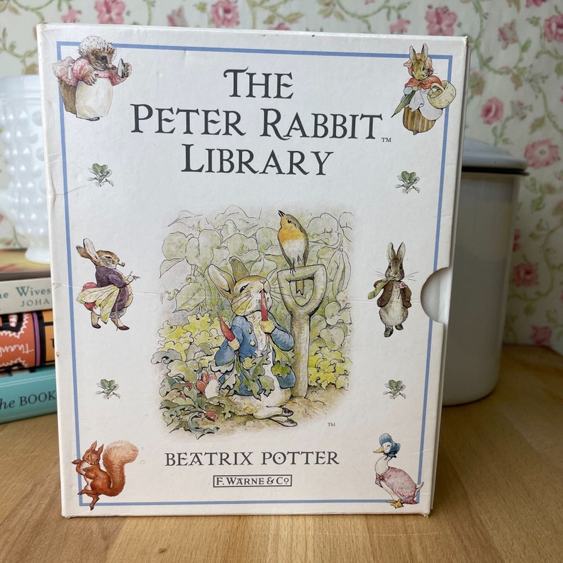 Beatrix Potter The Peter Rabbit Library Set of 12 Books 1997 image 1