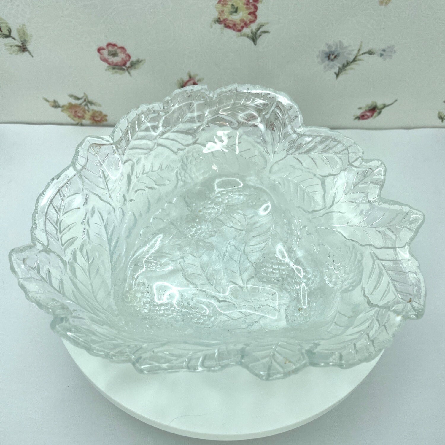 Carnival Glass footed Bowl Carnival Glass footed Bowl