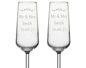 Set of 2 Mr and Mrs personalised champagne glasses