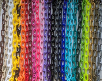 Goat Collars - 18" Plastic Chain Collars (1.5" Links)