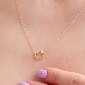 Elegant 14k Gold Love Knot Necklace: Dainty Minimalist Infinity Design for Friendship Gift
